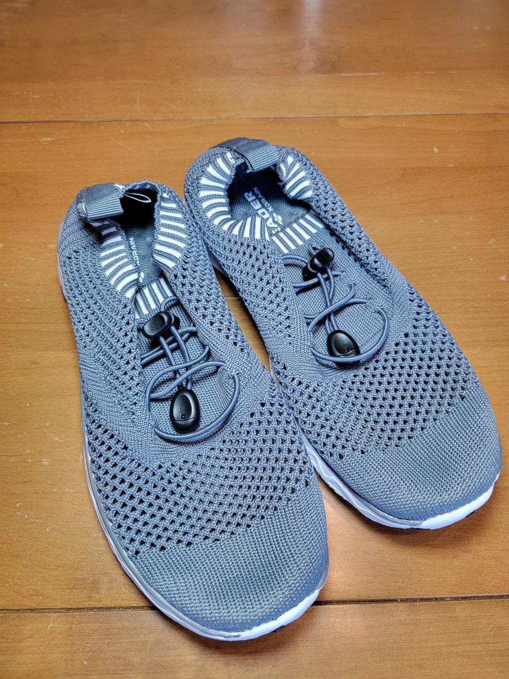 Quick Drying Aqua Water Shoes Youth Sz 3 /Womens Sz 4
